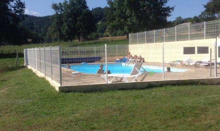 Camping Piscine Auvergne