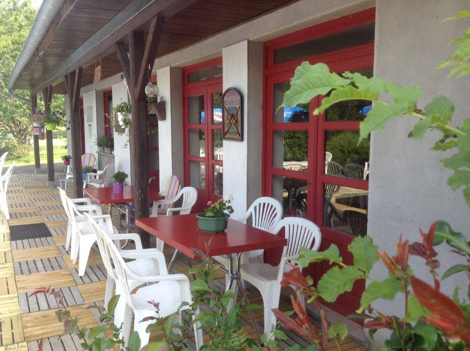 La terrasse de notre restaurant dans le Puy-de-Dôme